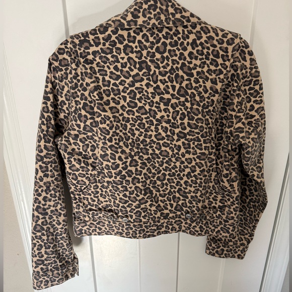 A&F Leopard Jacket - Picture 5 of 5